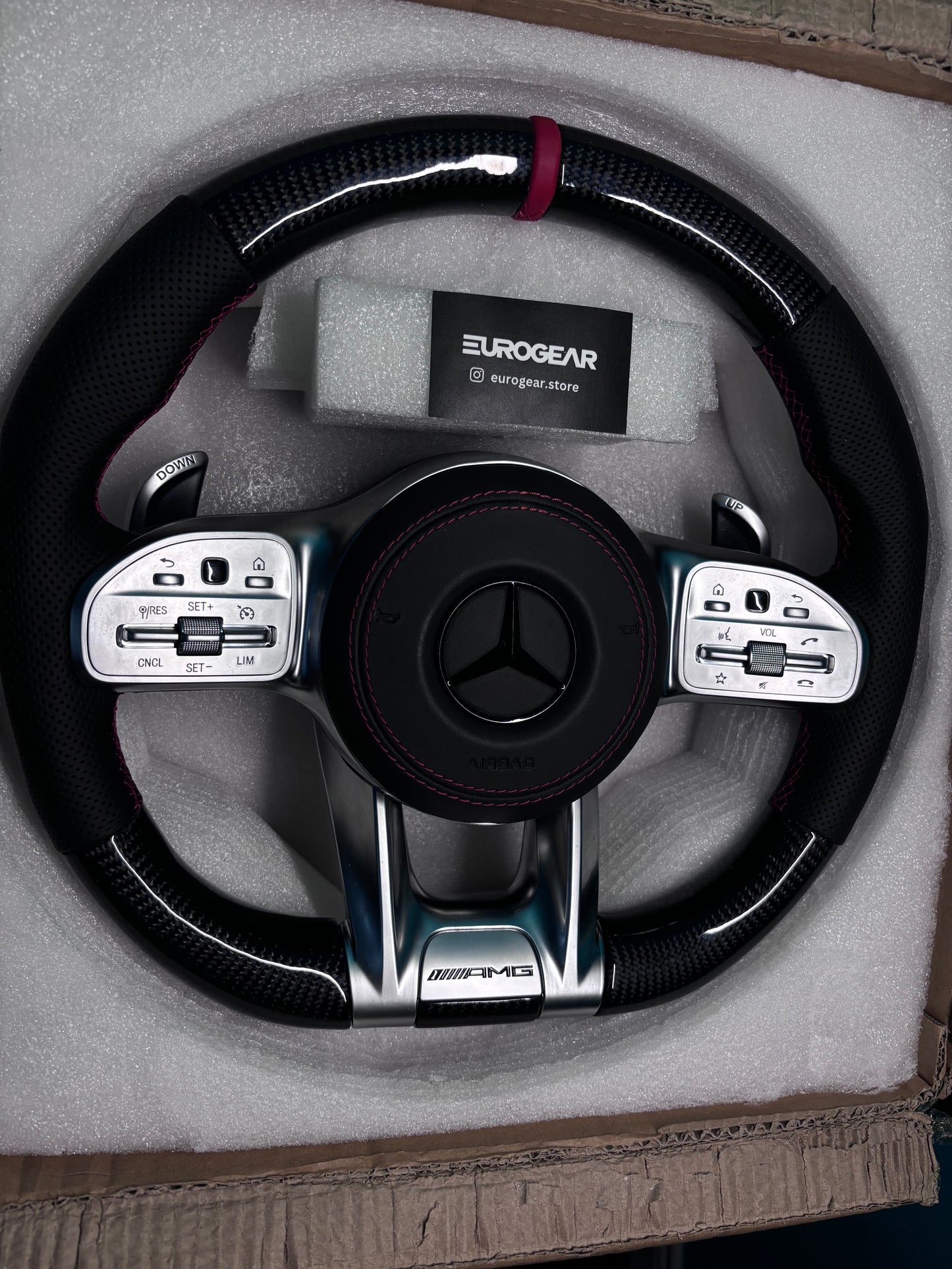 Mercedes AMG Performance Style Wheel (Silver Accents)